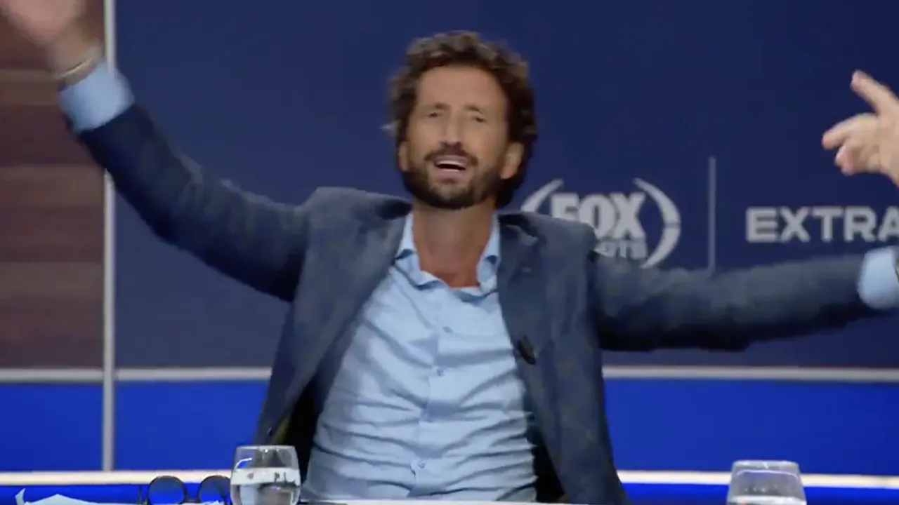 Enorme blijdschap bij Jan Joost en Ronald de Boer na late gelijkmaker AZ