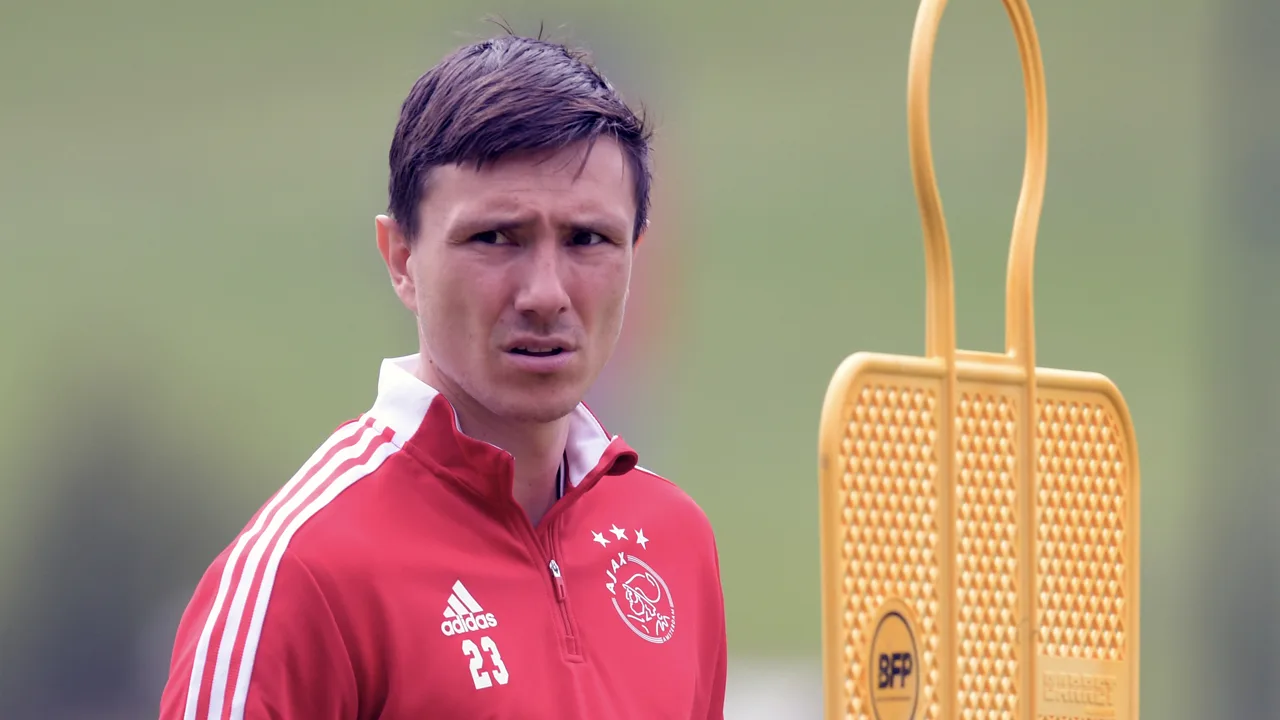 Berghuis snapt emotie na pikante transfer: 'Maar twee dingen gingen te ver'