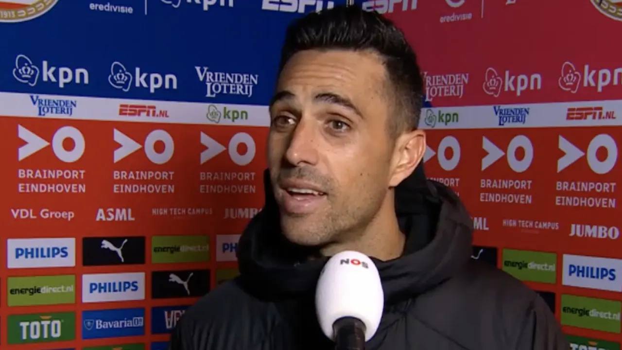 Joep Schreuder stelt bijzondere vraag aan Zahavi: 'Ken je Tinder?'