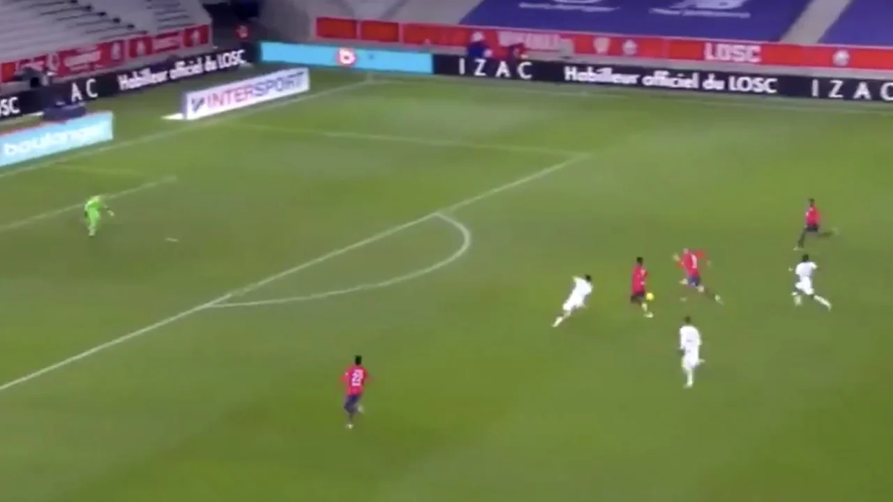 VIDEO - Kimpembe stopt counter Lille met fenomenale tackle