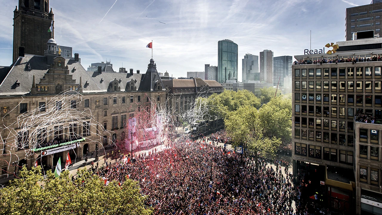 Geen huldiging op Coolsingel bij Conference League-winst Feyenoord
