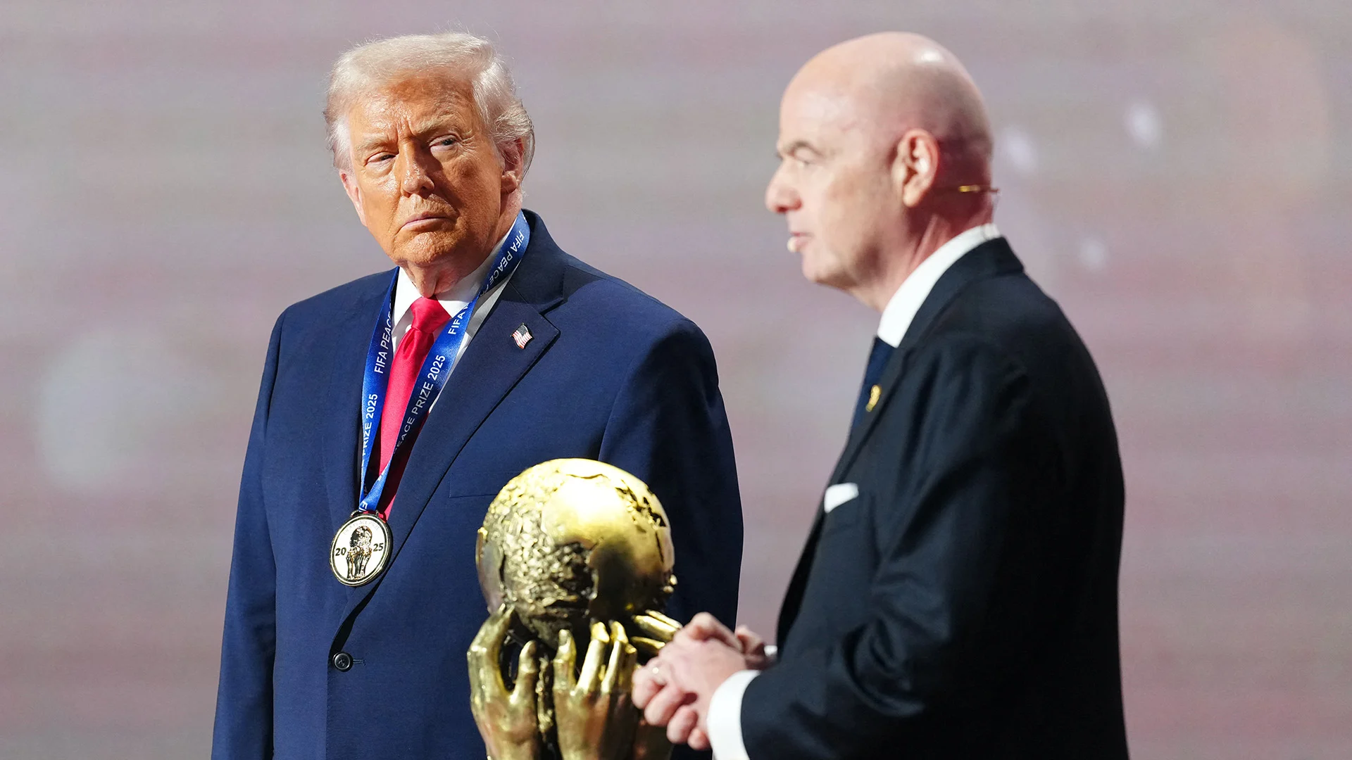 FIFA-baas Infantino ontkent invloed Trump: 'Organen van de FIFA zijn onafhankelijk'