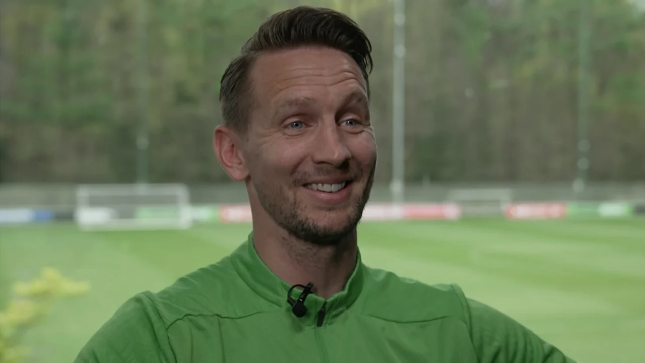 Luuk de Jong lacht om FC Utrecht-gerucht: 'Als ik in Nederland blijf, dan blijf ik bij PSV'