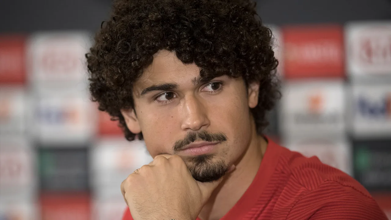 OFFICIEEL: PSV heeft ervaren verdediger Ramalho (29) binnen