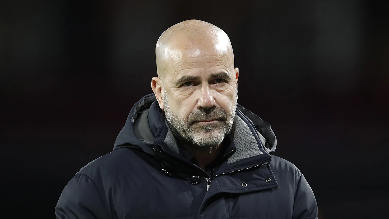 'Dit is geen incident, Peter Bosz begint de grip kwijt te raken'