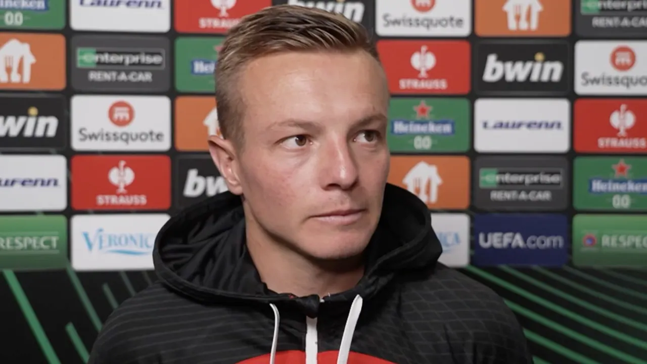 Jordy Clasie legt vinger op zere plek: 'Als ploeg denken dat je er al bent'