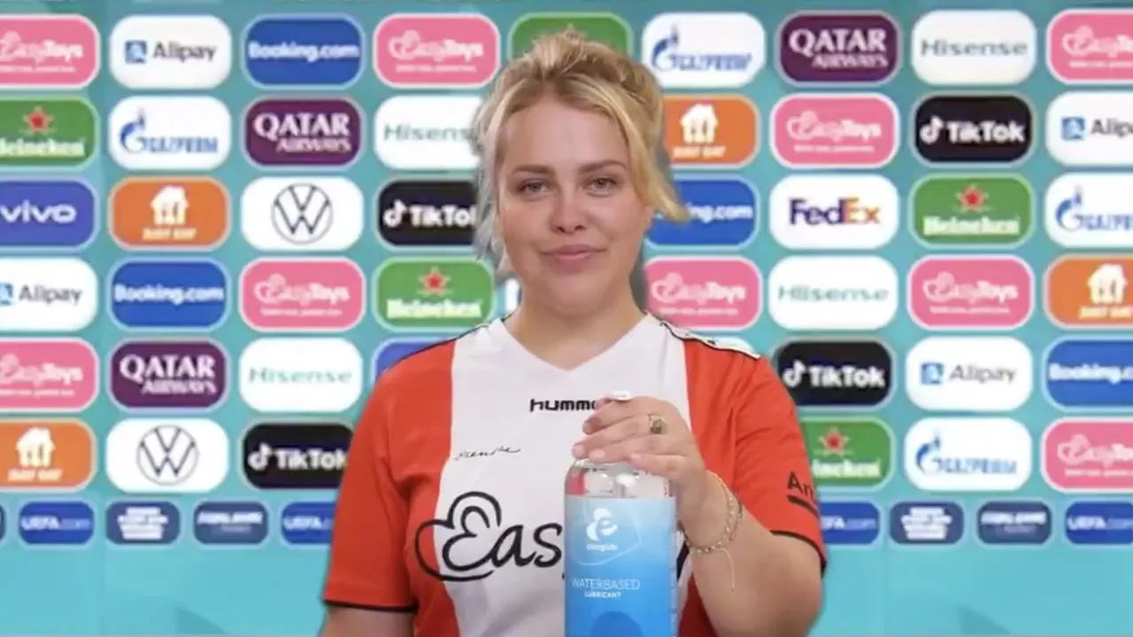  EasyToys haakt op geniale wijze in op 'bottlegate' Cristiano Ronaldo