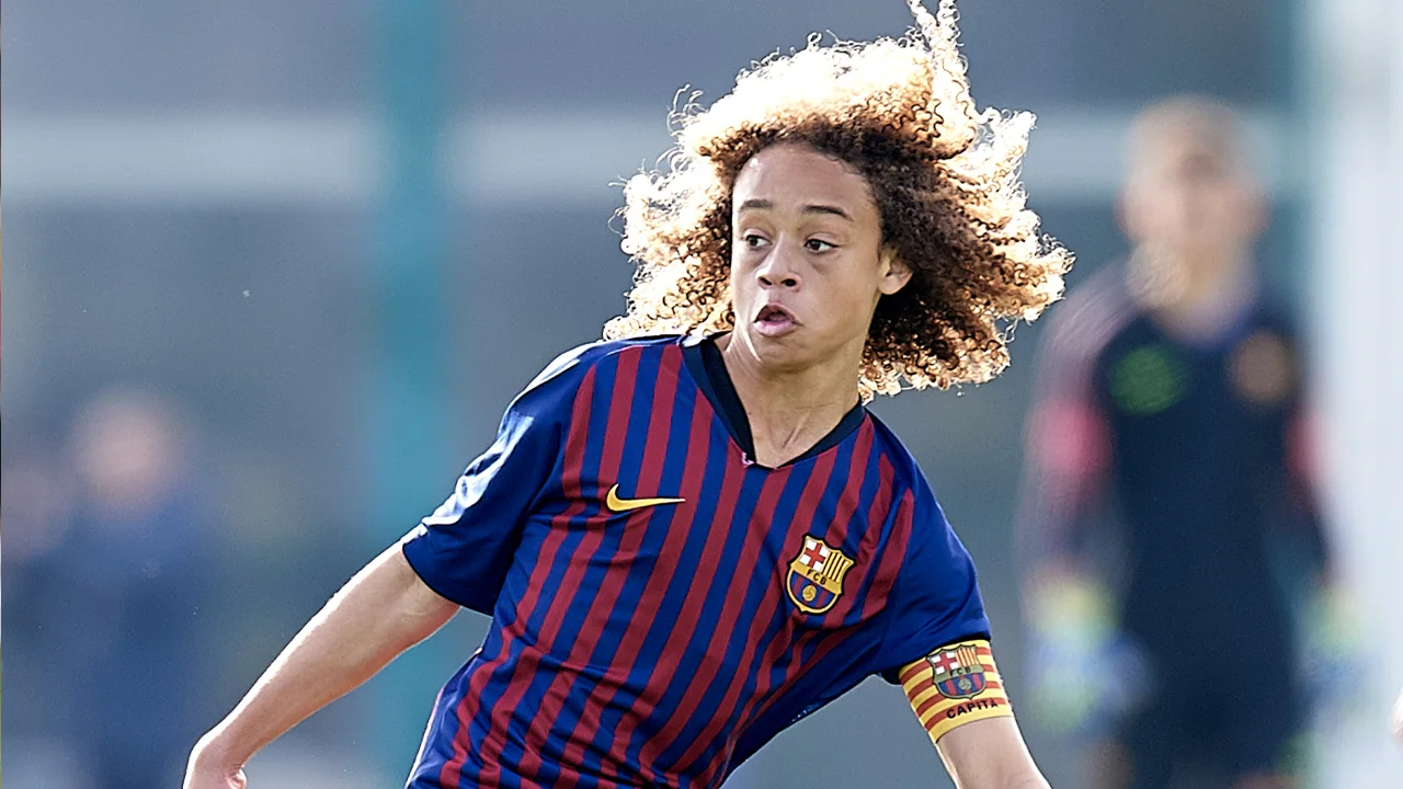 Nederlands supertalent Xavi Simons verlaat FC Barcelona