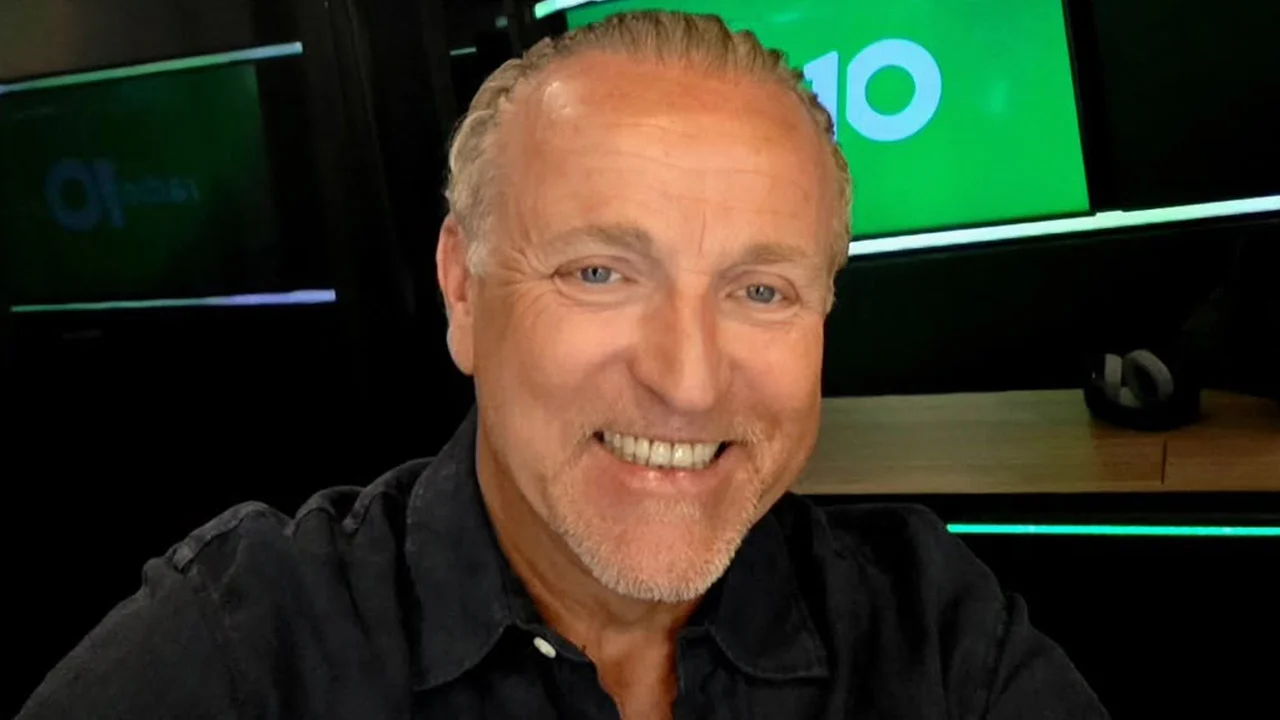 Gordon geeft update over Men's Health-challenge: 'Inmiddels 5 weken onderweg...'