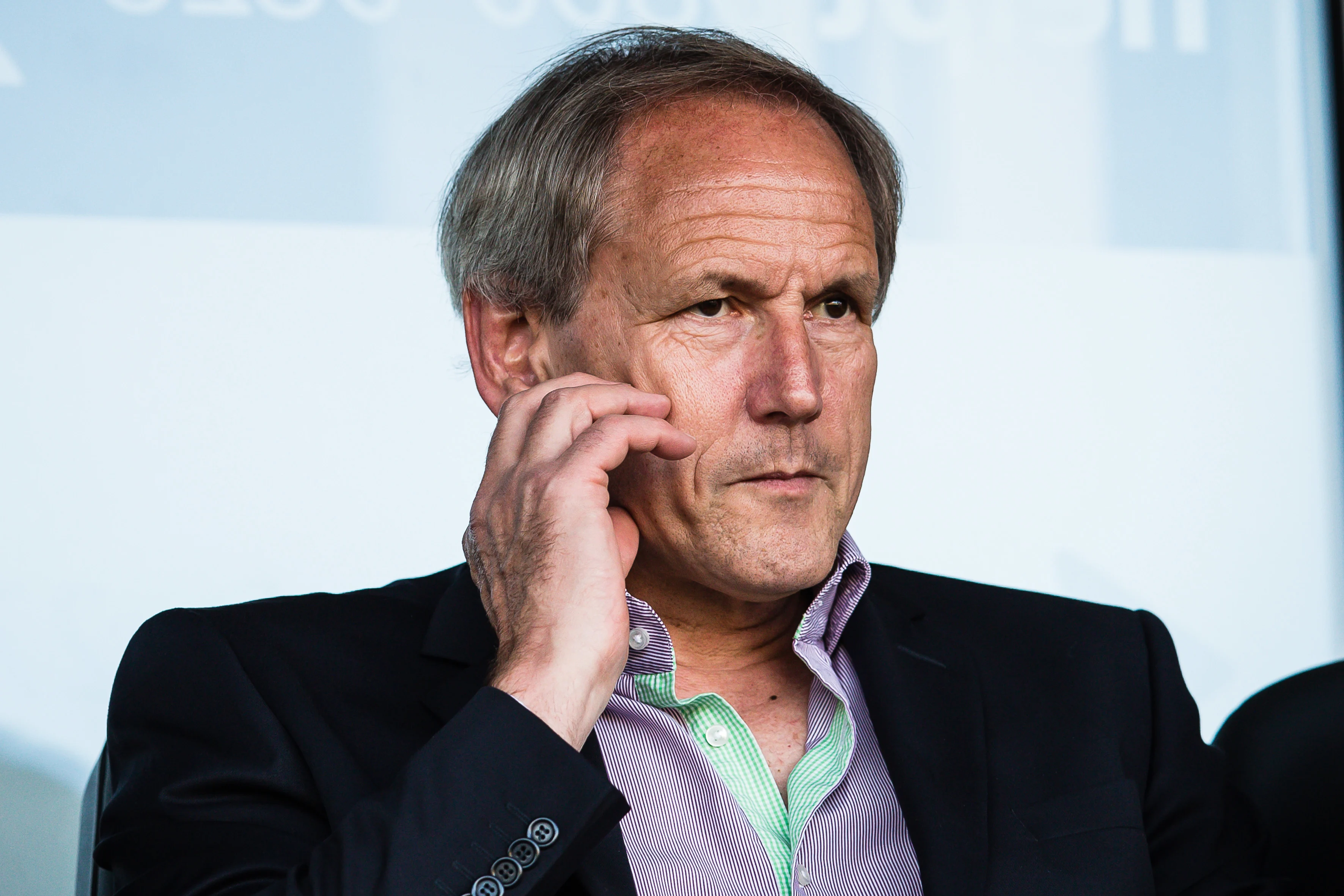 Van Egmond pleit voor nieuwe software