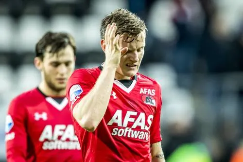 Jóhannsson opnieuw maanden aan de kant