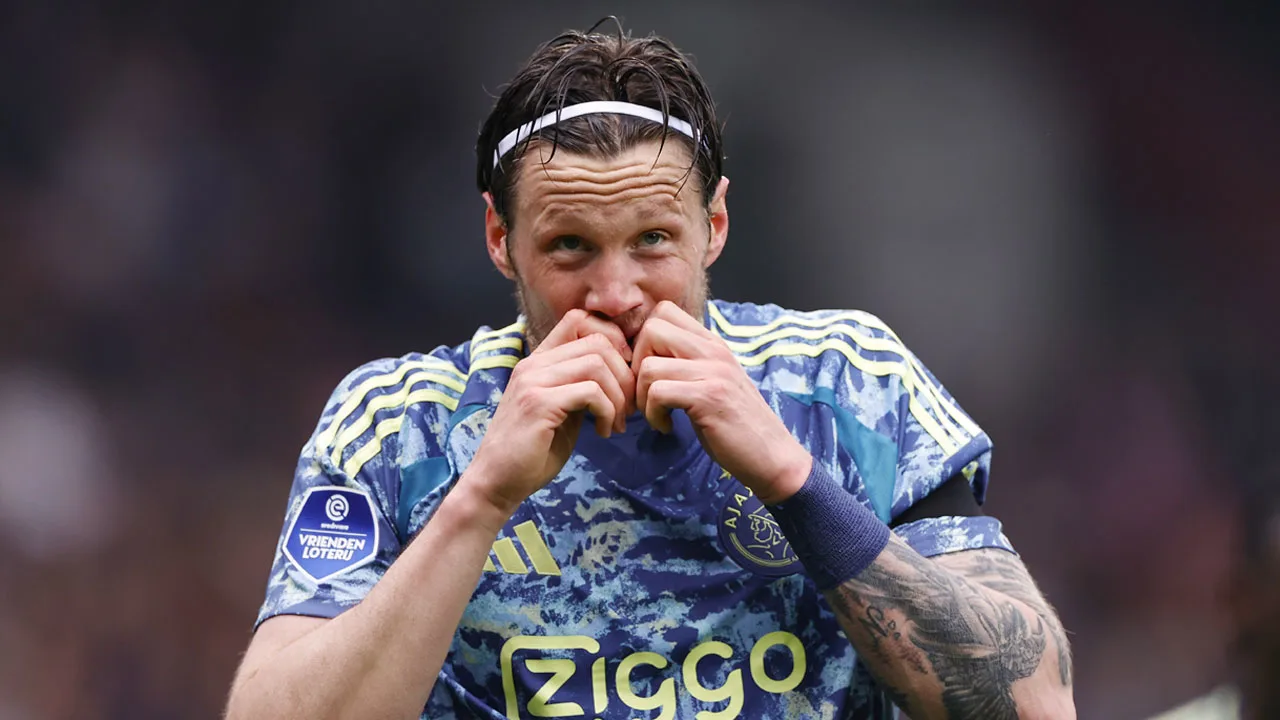 Koploper Ajax wint moeizaam van Willem II en zet weer een stap richting de landstitel