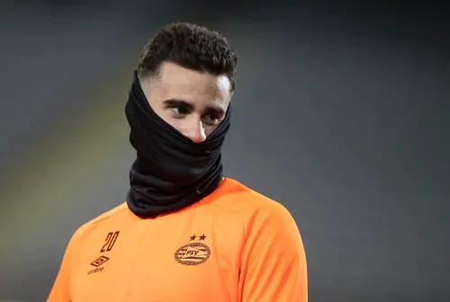 Pereiro tot einde van transferperiode op de bank