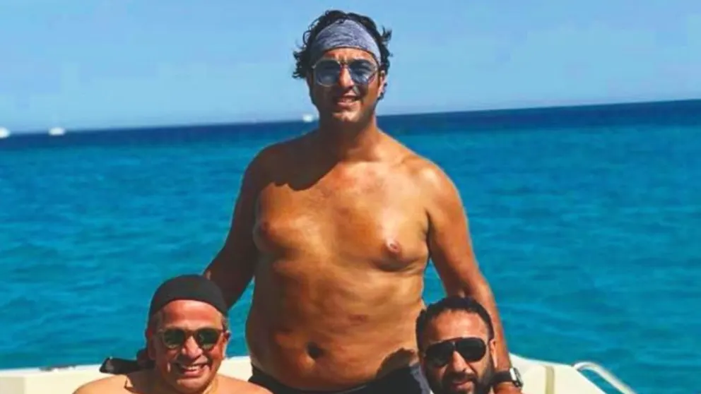 Van fatboy naar fitboy: Zo ziet Mido er tegenwoordig uit! 