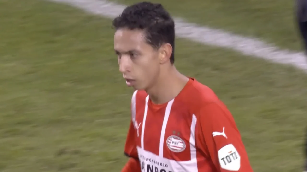 KANS: Mauro Junior voorkomt derde doelpunt Kopenhagen