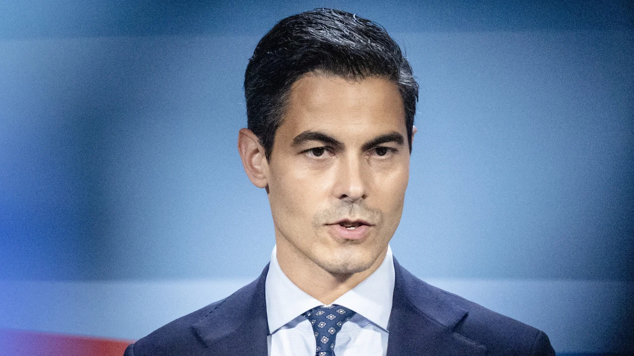 Rob Jetten hekelt bekladdingen in Engelen tegen komst azc: 'Wat een lelijk vandalisme'