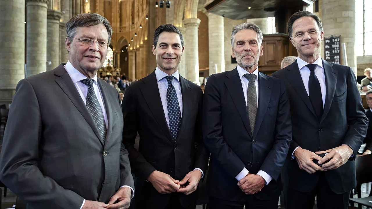 Rob Jetten ontvangt bij Matthäus Passion advies van voorgangers: 'Dat is alles dat je nodig hebt!'