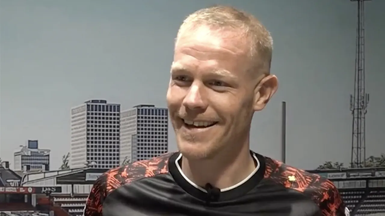 Beugelsdijk na hersenschudding: 'Ik heb wel eens een kater gehad die meer pijn aan m’n hoofd deed'