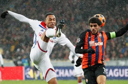 Lyon naar achtste finales mede dankzij Depay