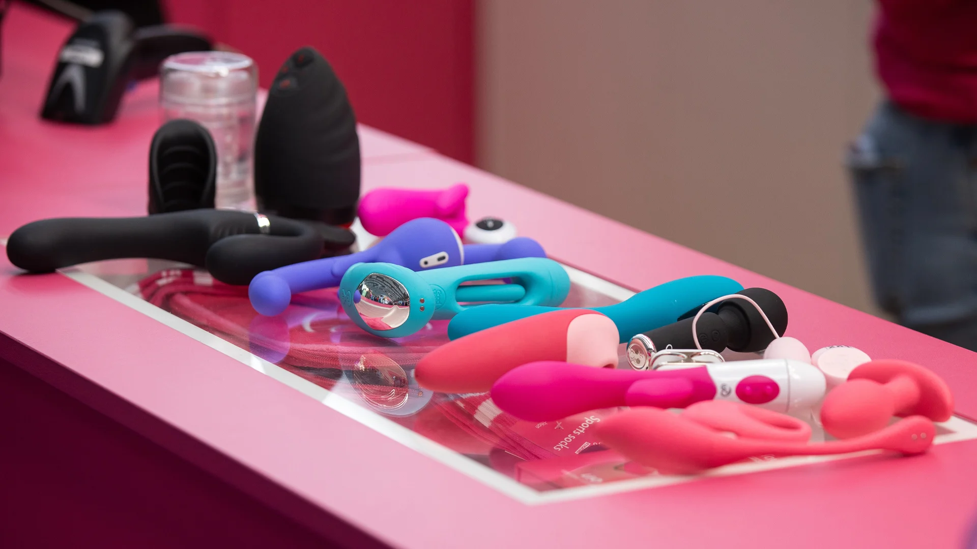 EasyToys roept vibrerend ei terug waarvan trekkoord kan losraken