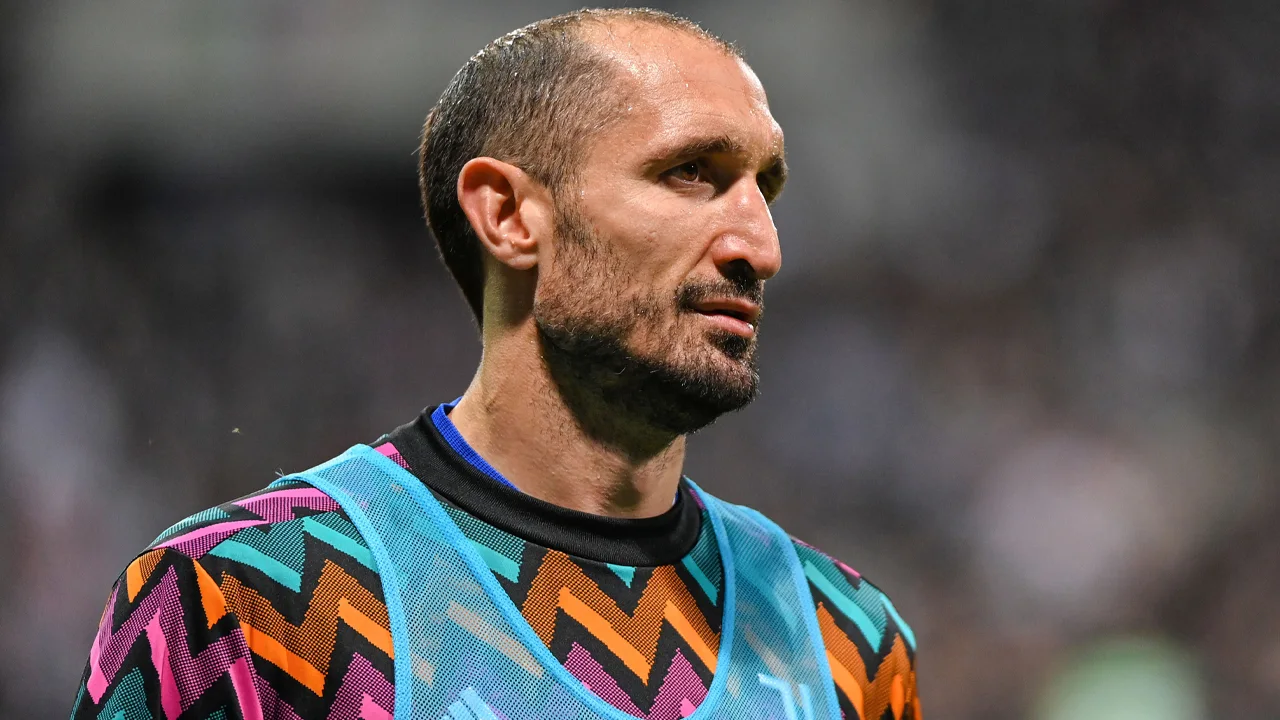 Chiellini stopt bij nationale ploeg en denkt na over voetbalpensioen