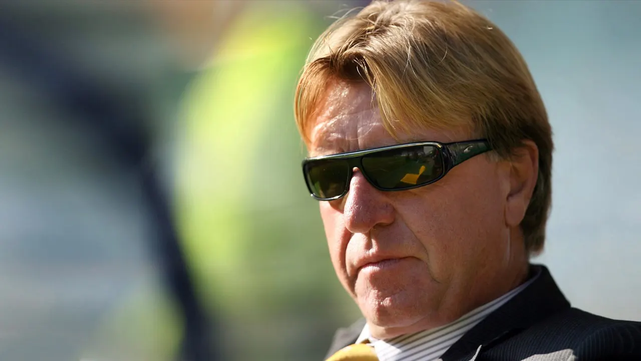 Aad300 geeft ‘zolderkamerriddertjes’ ervan langs op Twitter