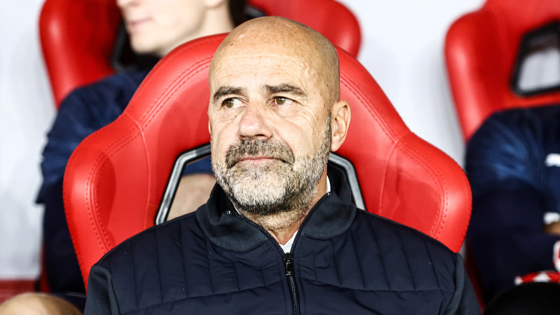 Peter Bosz wordt live op de radio gevraagd: is hij al gebeld door Ajax of de KNVB?