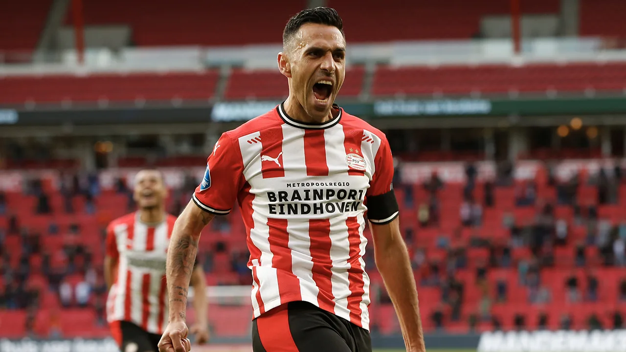  PSV verslaat FC Groningen ondanks drie afgekeurde doelpunten