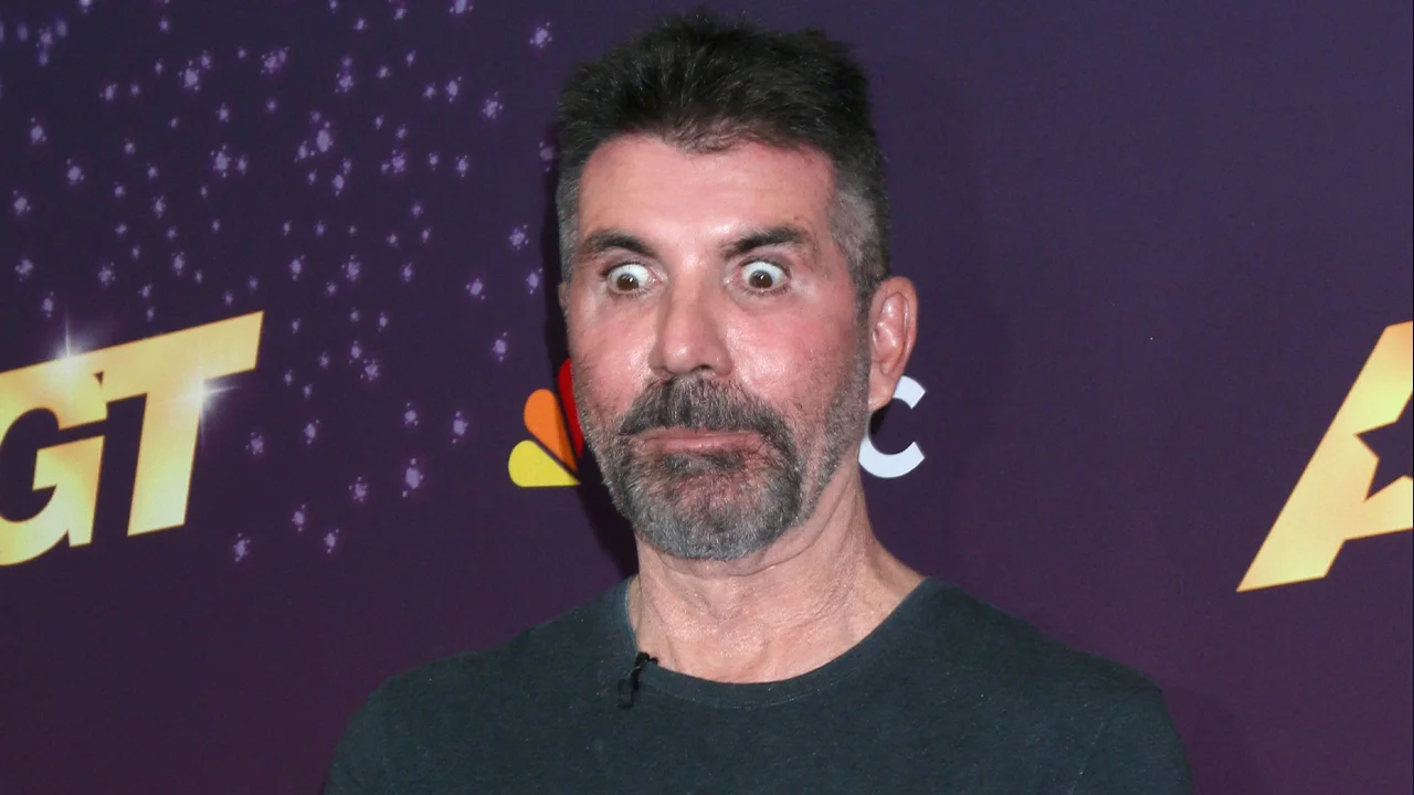 Simon Cowell kreeg 1,5 ton geboden om seksend koppel te jureren