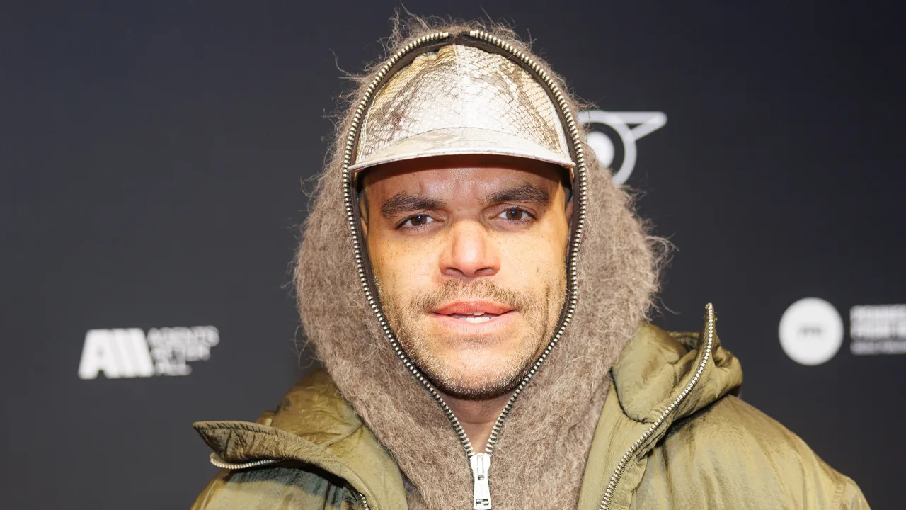 Rapper Sef wil dat Sophie Straat met rust wordt gelaten: 'Lieve racisten...'