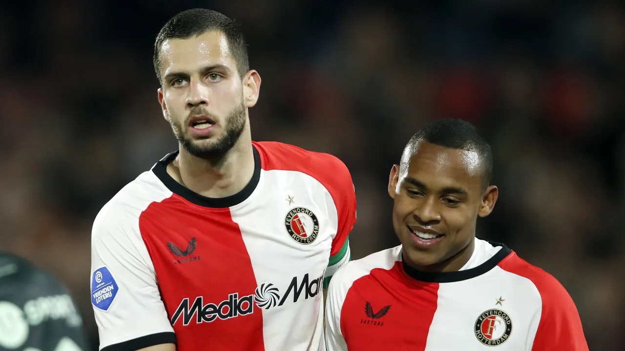 'Te Kloese kan vermoedelijk wel zo’n zestig miljoen gaan cashen voor Hancko en Paixão'