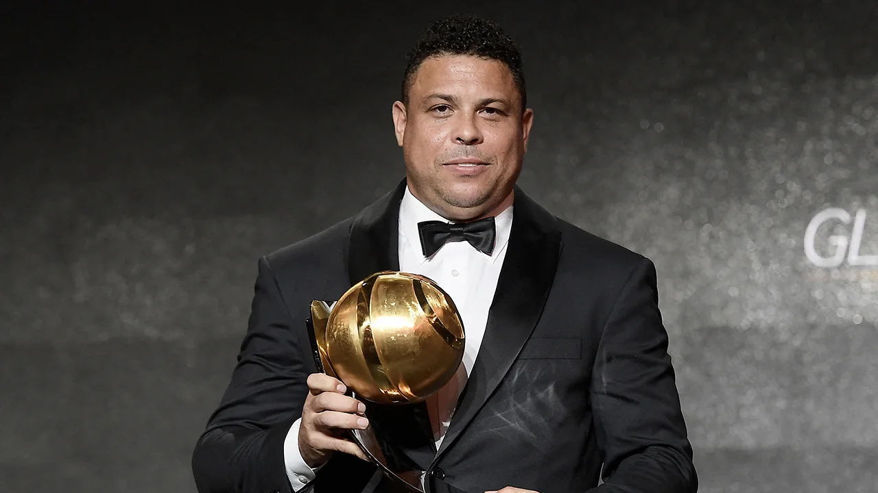 'Ronaldo beloont Real Valladolid-selectie met bizar bedrag bij winst op Atlético Madrid' 