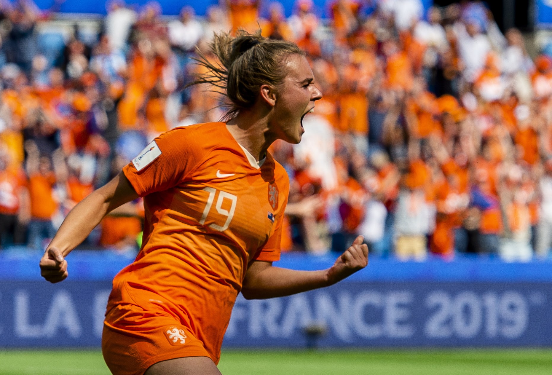 Roord kopt Oranje in blessuretijd naar winst