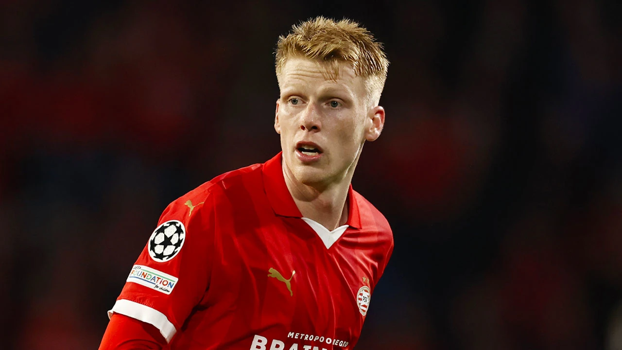 ‘Jerdy Schouten hoog op lijst van Paris Saint-Germain’