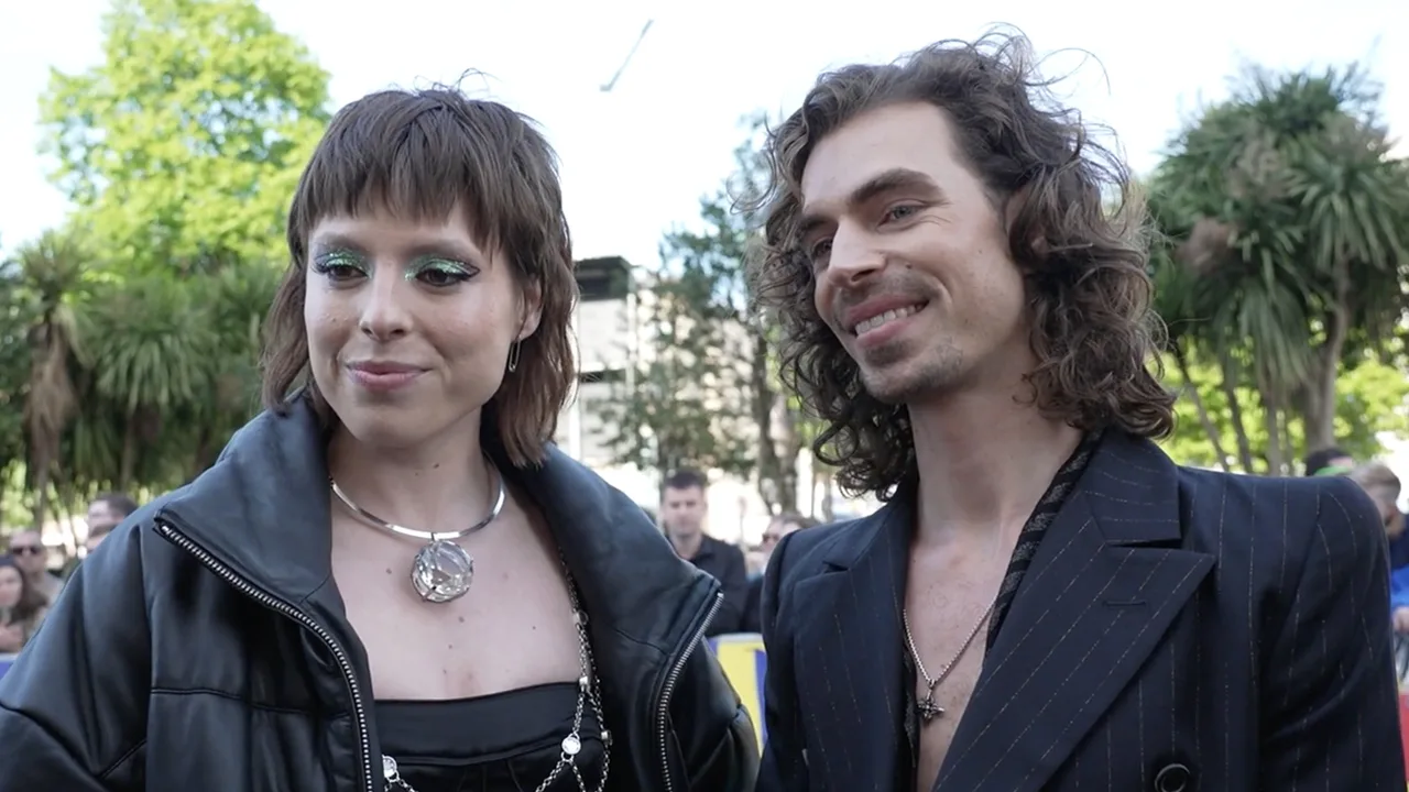 Songfestivalduo Mia en Dion acht kans op finale vrij groot: 'Dit nummer raakt mensen'