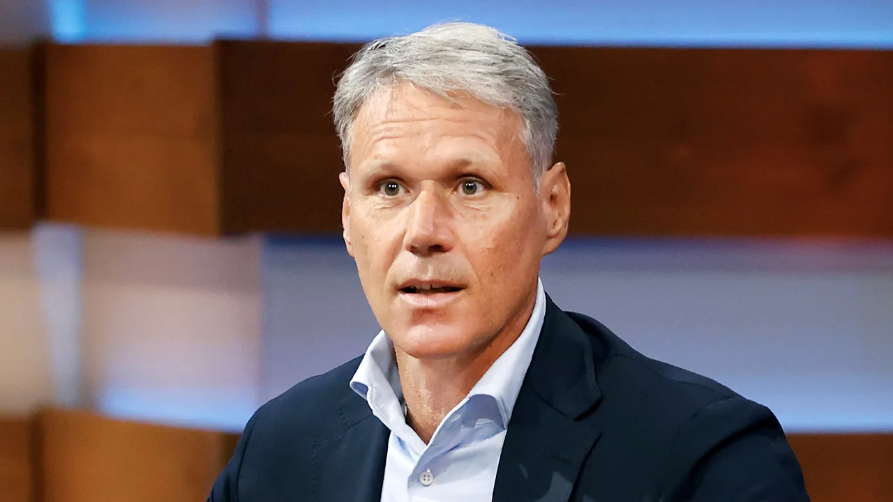 Van Basten windt zich op over Ajacied: 'Deze jongen komt net kijken!'