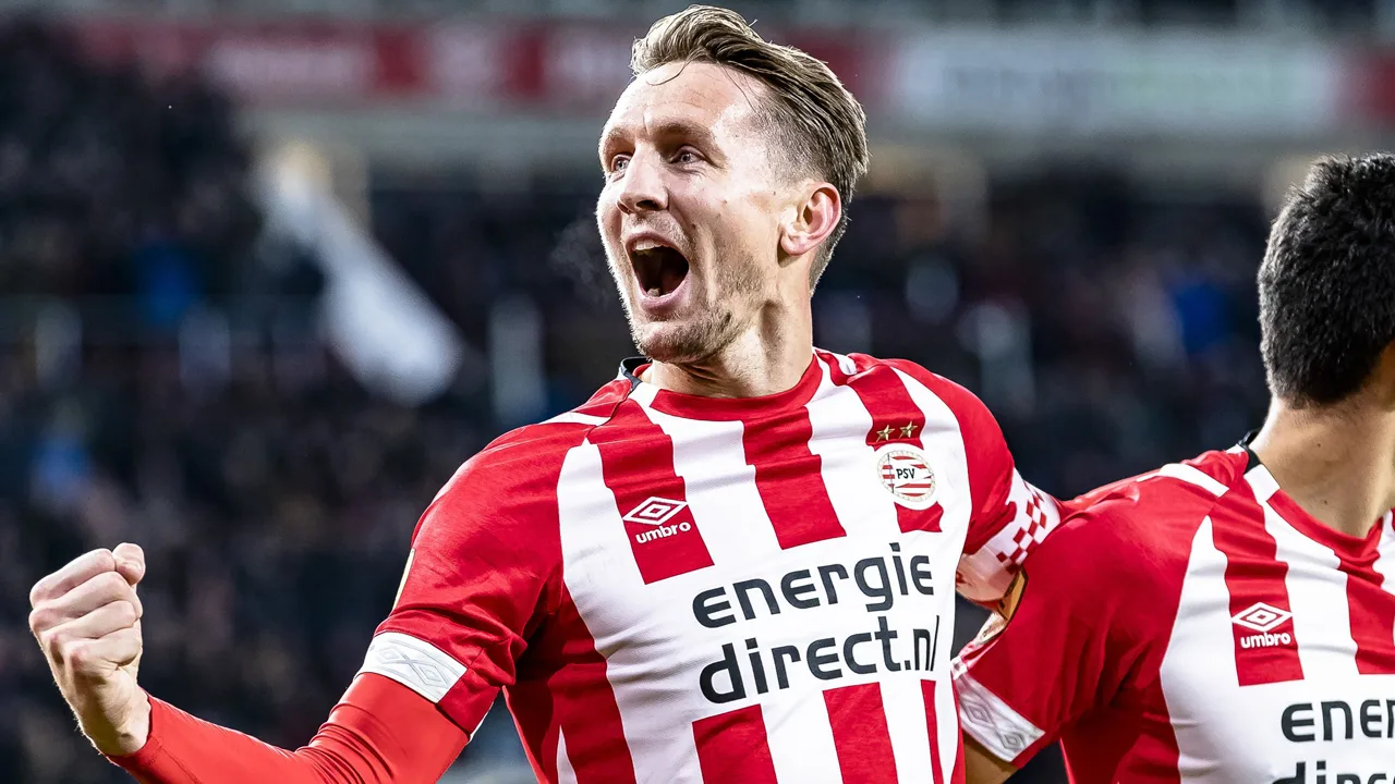 OFFICIEEL: Luuk de Jong keert terug bij PSV