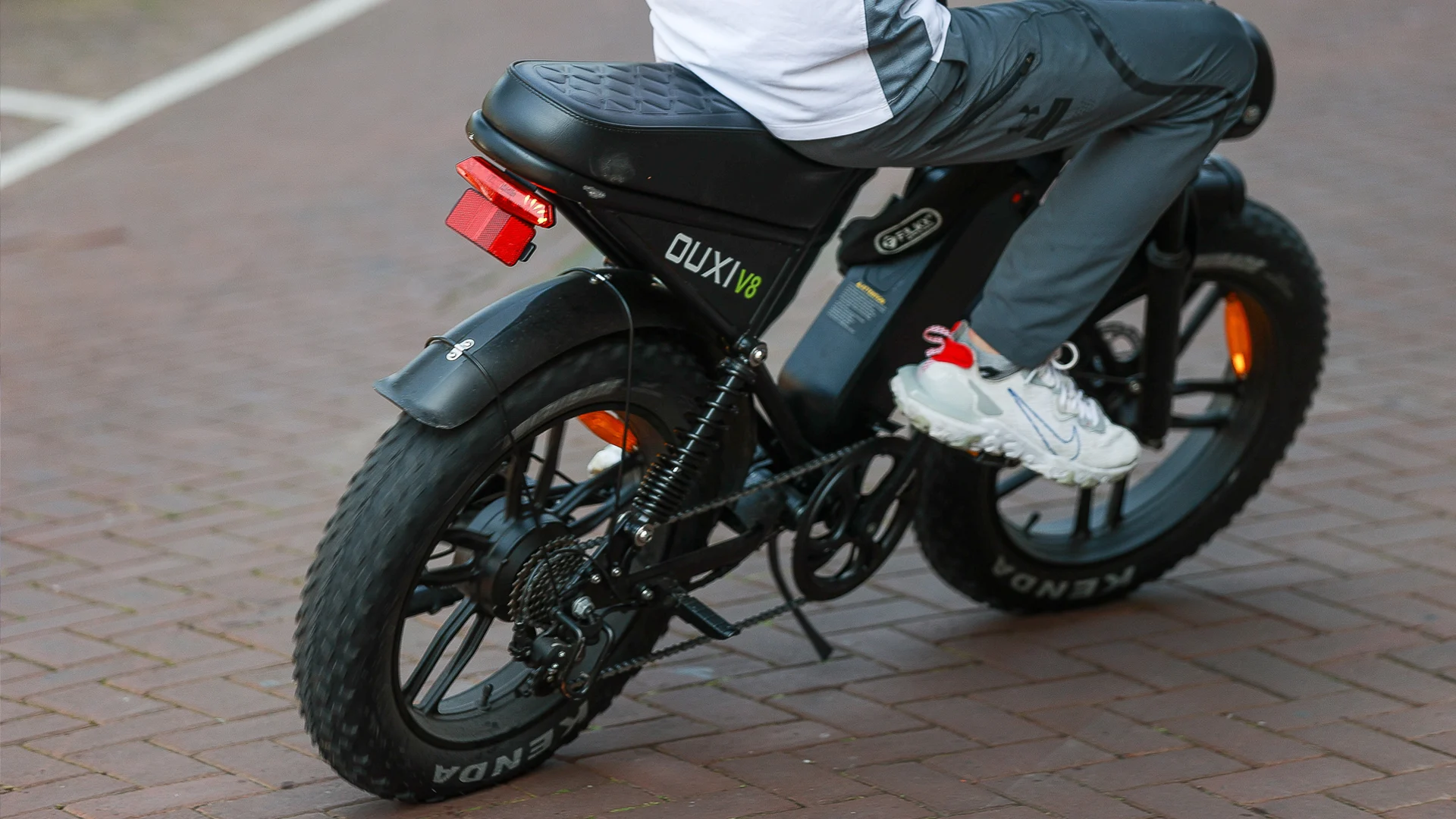 Kabinet wil helmplicht voor jongeren tot 18 jaar op fatbikes en andere e-bikes