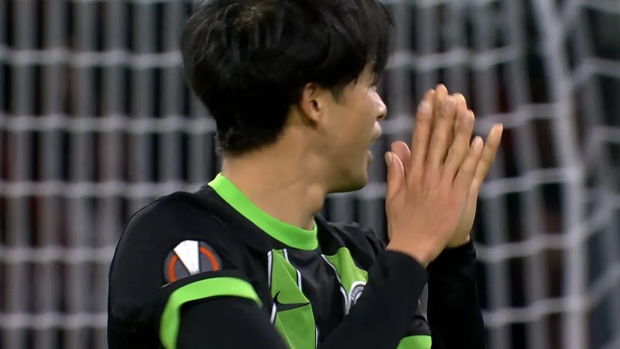 KANS: Mitoma mist grote kans voor Brighton & Hove Albion