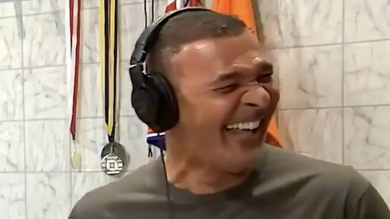 Gullit vertelt hilarische anekdote over hoe hij trainer Sacchi in de zeik nam bij AC Milan