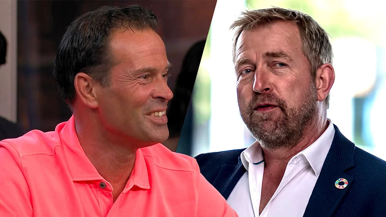 Bas Nijhuis ontmaskert Harm Edens bij Dit Was Het Nieuws: 'Jij zit wel op héél veel kussentjes!'