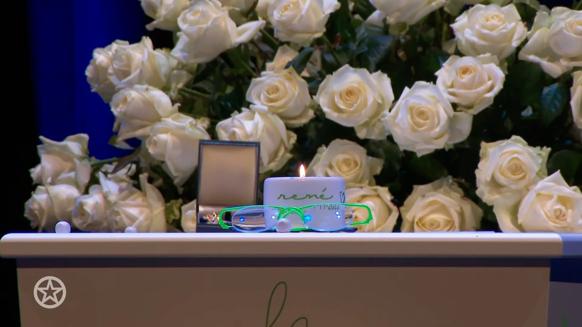 Bekend Nederland neemt emotioneel afscheid van René Karst