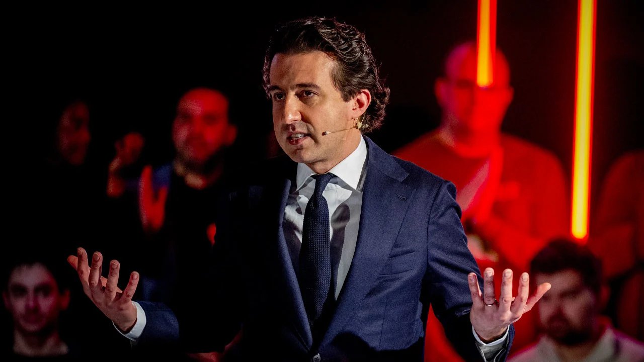 Jesse Klaver wil 'fundamentele koerswijziging' van coalitie voor steun GroenLinks-PvdA