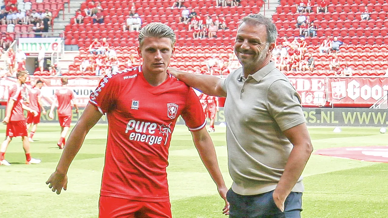 'Sinds zondag ligt het lot van Ajax in handen van de familie Steijn'