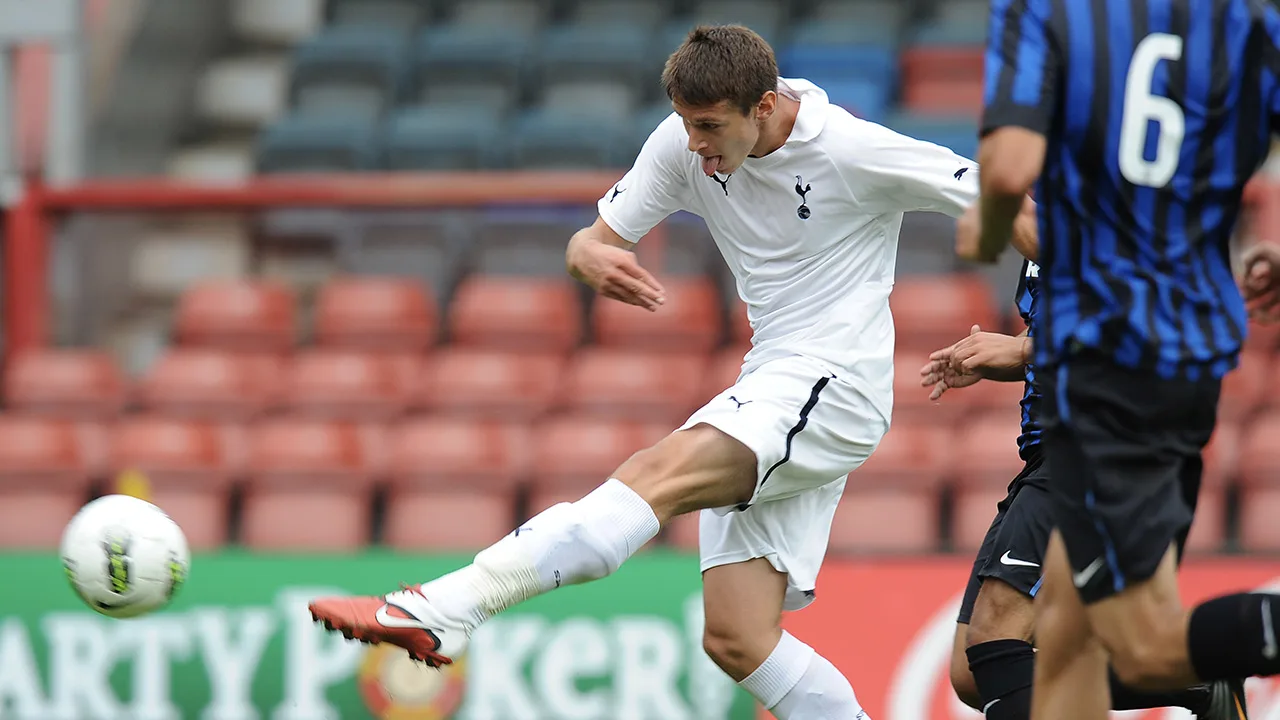 ADO Den Haag legt voormalig Spurs-talent vast