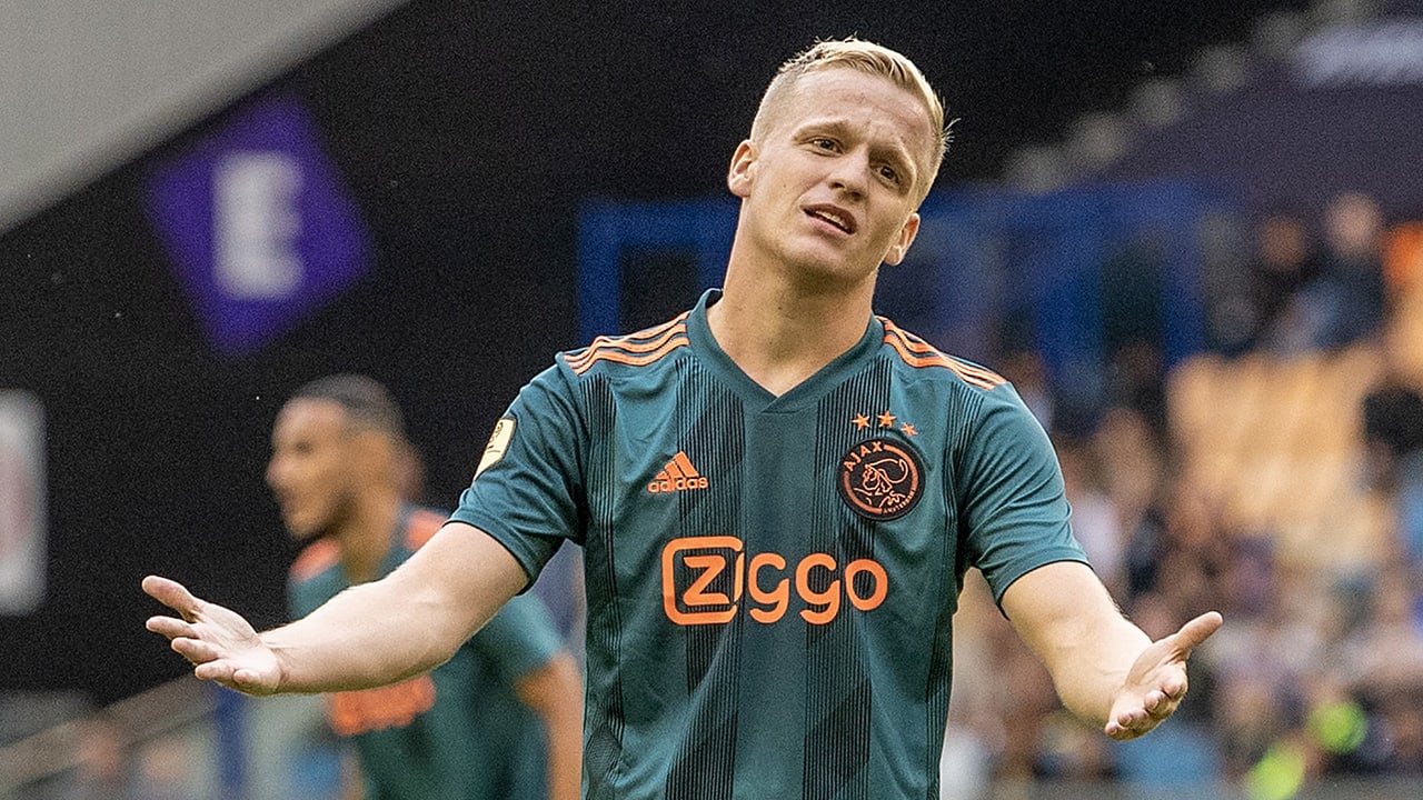 Ajax verspeelt meteen punten tegen Vitesse: 2-2