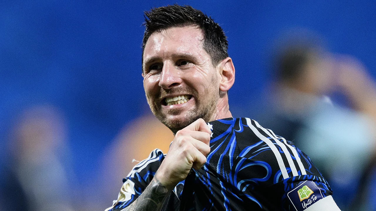 Lionel Messi haalt uit naar complotdenkers: 'Wij krijgen niets cadeau!'
