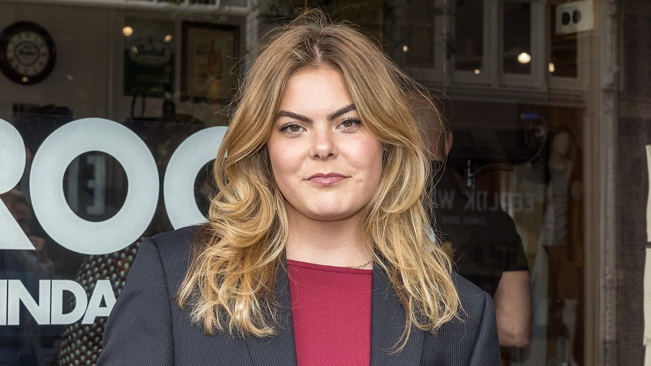 Gravinfluencer Eloise van Oranje 'mentaal nog niet geland' in Nederland na stage New York