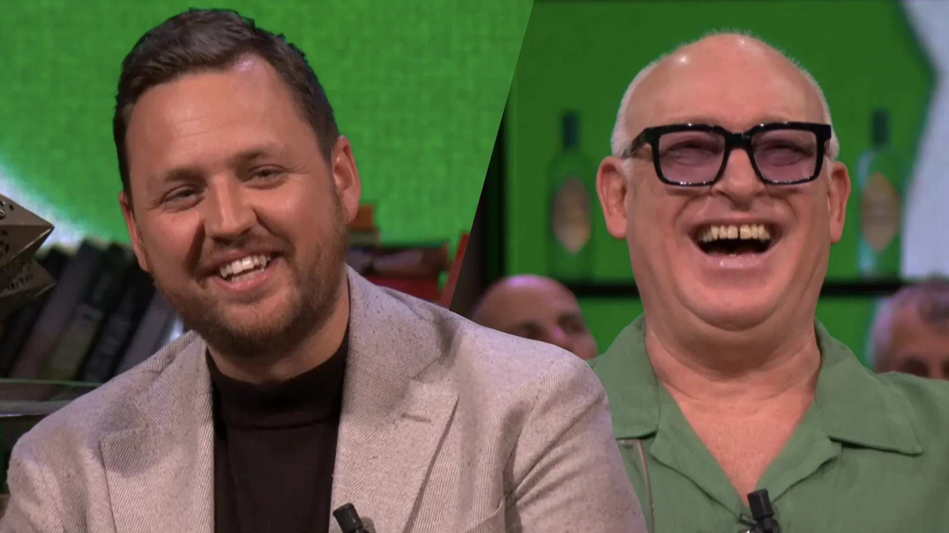 René geniet opzichtig van Cybermannetje: ‘Dat vind ik écht leuk!'