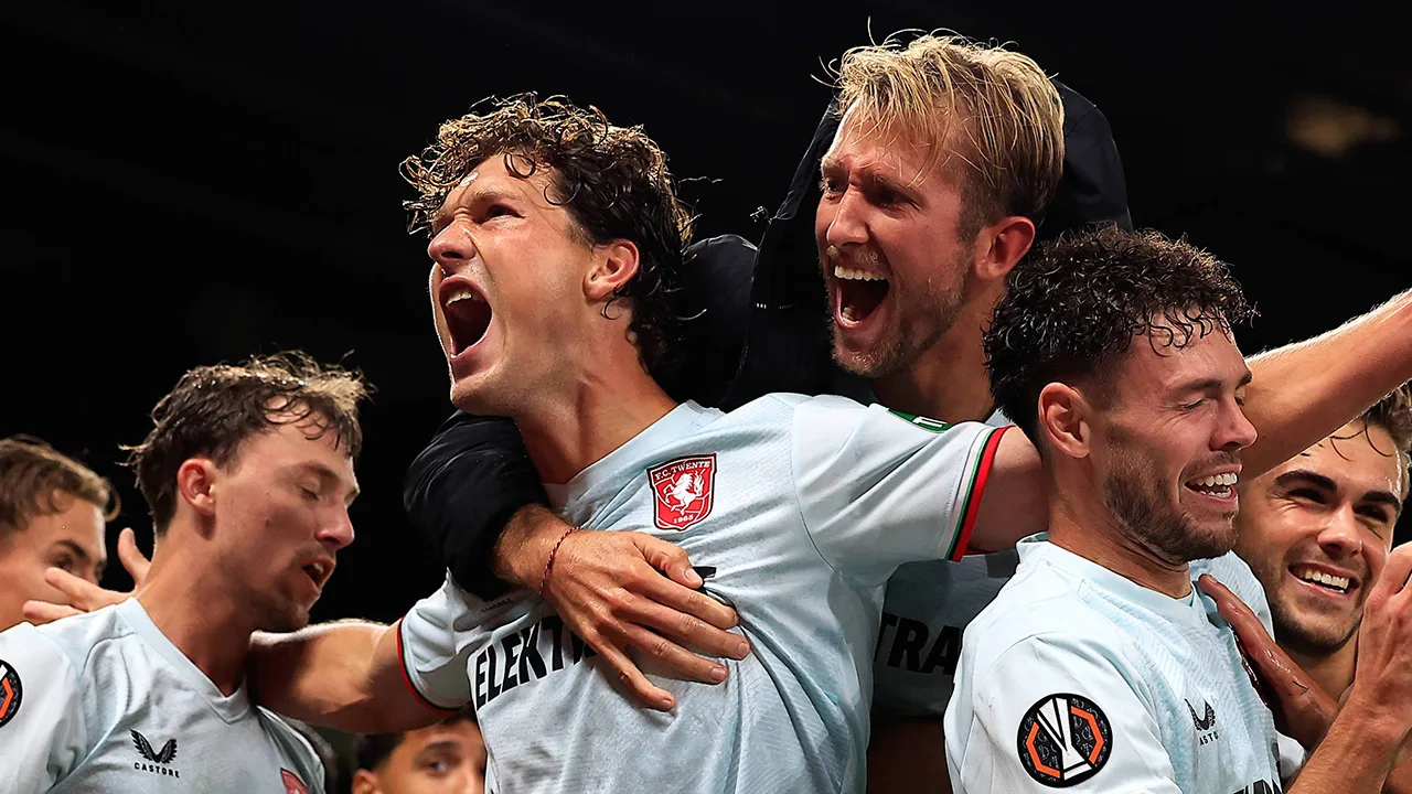FC Twente speelt knap gelijk tegen het Manchester United van Erik ten Hag
